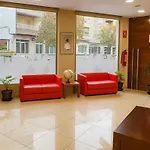 De 3*
