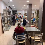 De Отель 3*