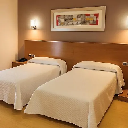 De 3* קאקאבלוס