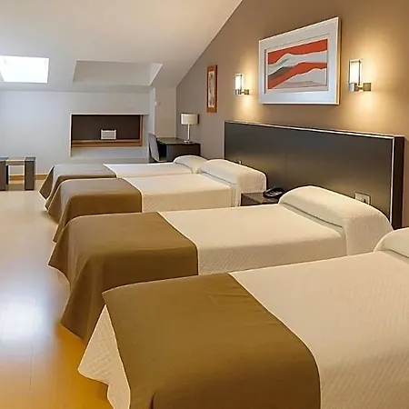 Hotel De 3*