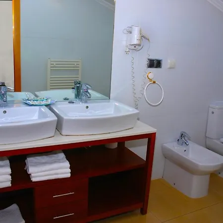 De 3* קאקאבלוס